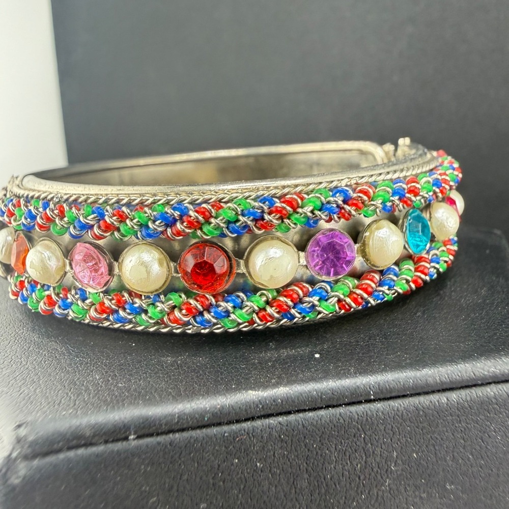 Vintage Estate Rhinestone Beaded Hinged Bangle Bracelet Silver Tone 7”